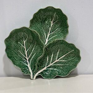 Bordallo Pinneiro Green Leaf-Shaped Ceramic Bowl.